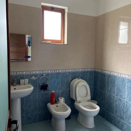 Villa * Tirana